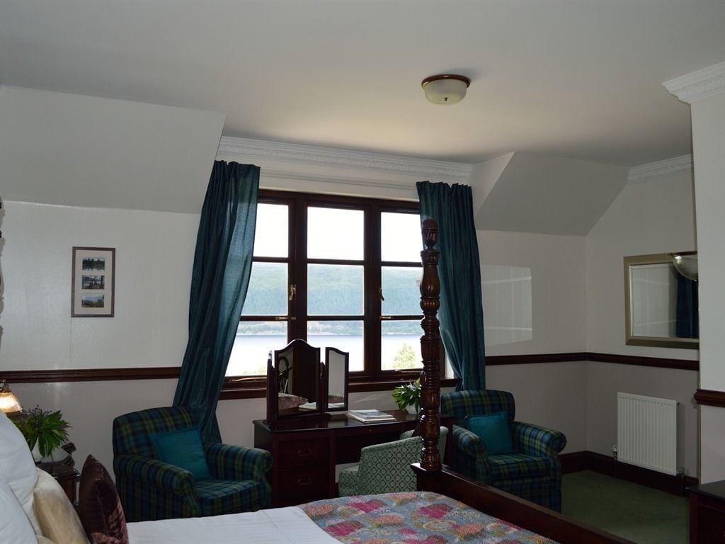 Craigdarroch Hotel Foyers Exteriör bild