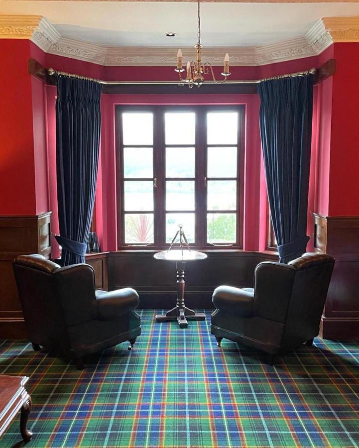 Craigdarroch Hotel Foyers Exteriör bild