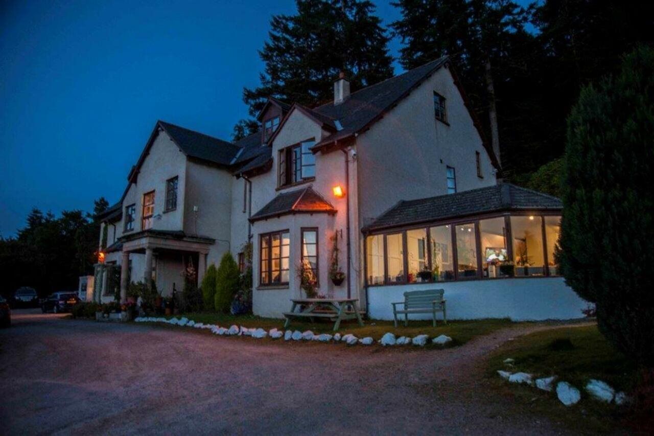 Craigdarroch Hotel Foyers Exteriör bild